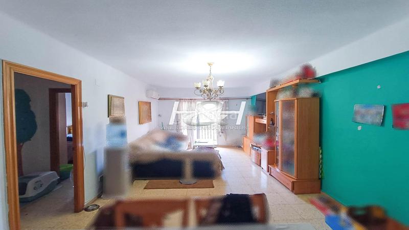 Foto d75e1e61-85ed-4f5c-8a35-0213460f242e. Flat in Zona Concordia Burjassot