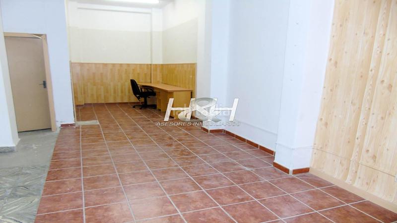 Foto ba76a26a-b451-4d49-8e8f-d30ab455c3e1. Affitto locale commerciale in Zona Concordia Burjassot