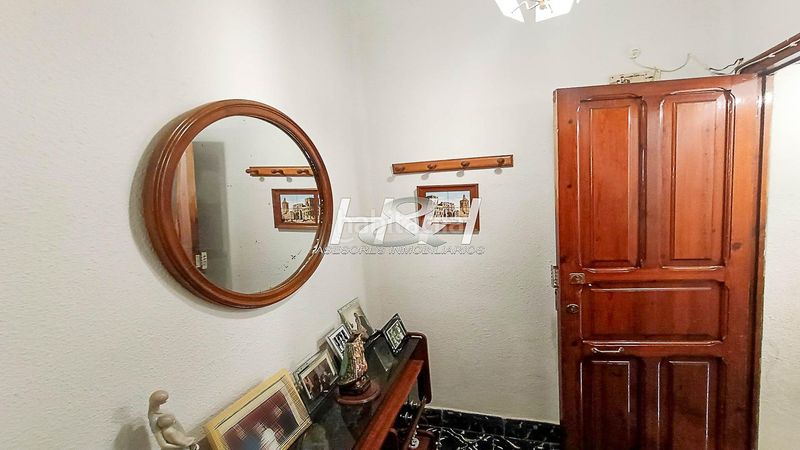 Foto 046165b2-ef77-4e7c-9419-e1cc902e90f0. Casa a Zona Concordia Burjassot