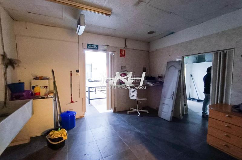 Foto 0be504c0-99a5-4d96-87df-7f76f4bd7c5e. Local comercial en Aiora Valencia