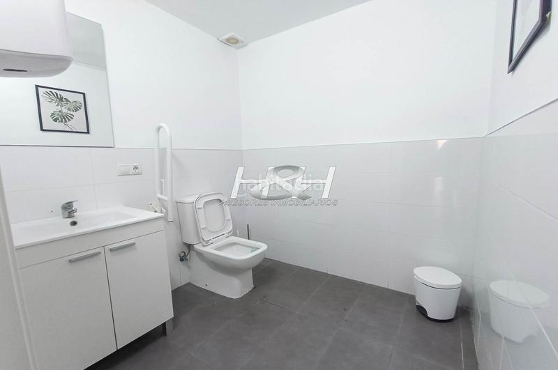 Foto 412fd140-774d-4607-86da-bbd998ac7f0d. Local comercial en Aiora Valencia