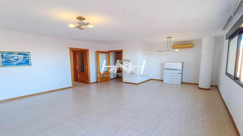 Foto 51545983-e7d5-4bf3-bd57-670aa1173828. Ático  con terraza y garaje en residencial . hh asesores, inmobiliaria en burjassot en Picassent