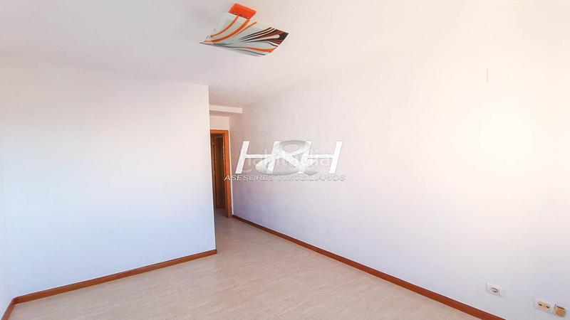 Foto 5a03c720-d2fb-44d8-a727-eb2e5b571e44. Ático  con terraza y garaje en residencial . hh asesores, inmobiliaria en burjassot en Picassent