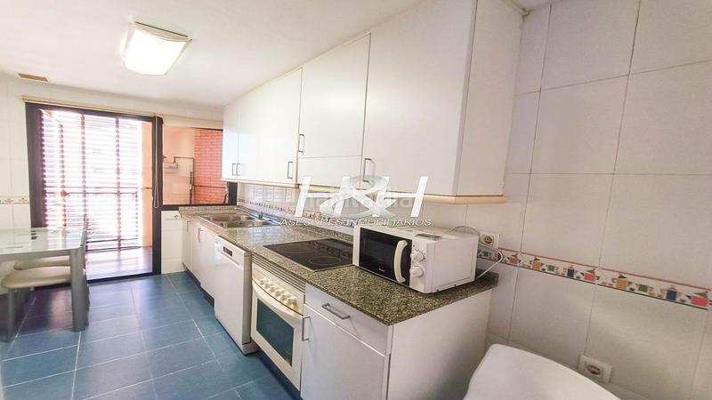 Foto ad271fd8-4579-4b8e-a355-7e410debfd87. Ático  con terraza y garaje en residencial . hh asesores, inmobiliaria en burjassot en Picassent
