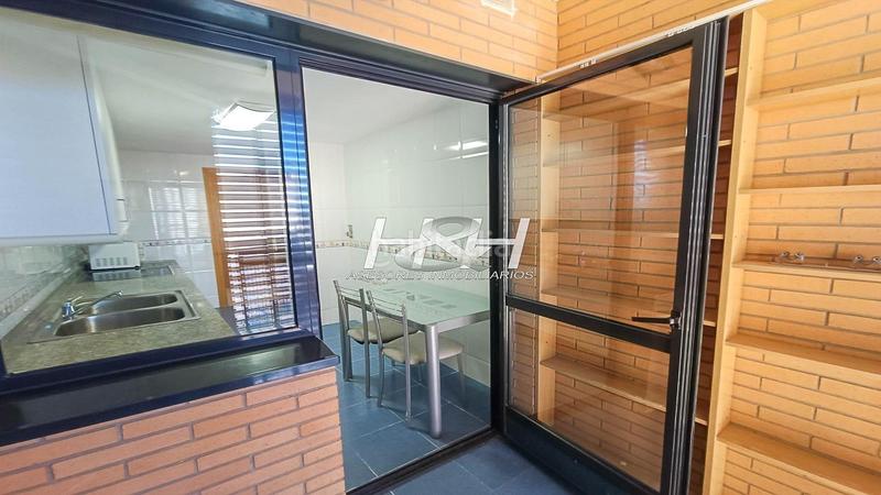 Foto f74b19a2-6f4d-4f49-8235-22ec4764f376. Ático  con terraza y garaje en residencial . hh asesores, inmobiliaria en burjassot en Picassent
