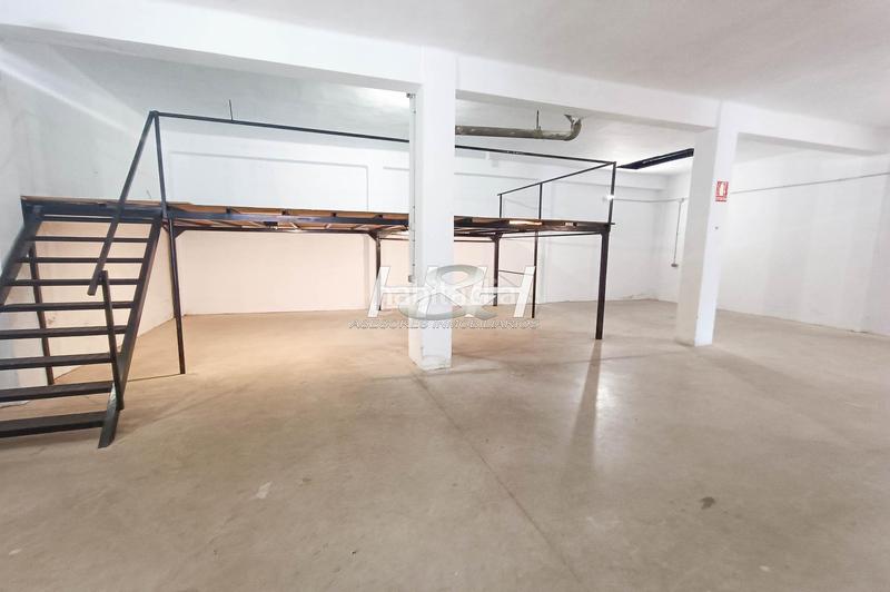 Foto 540367c4-908a-4291-9a6e-5ac2626de7e1. Piano terra in El Castell Burjassot