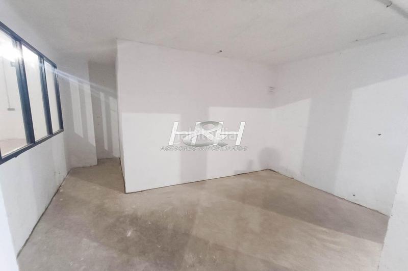 Foto 61c899c0-9736-41dd-a890-26dd309a1b44. Planta baixa a El Castell Burjassot