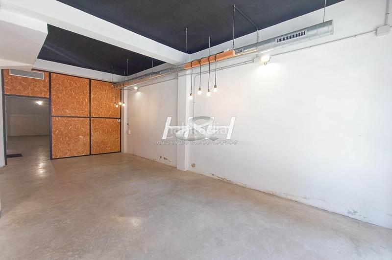 Foto c9c39ab1-b03b-4efe-8ad4-7aa5ad0c443f. Planta baja en El Castell Burjassot