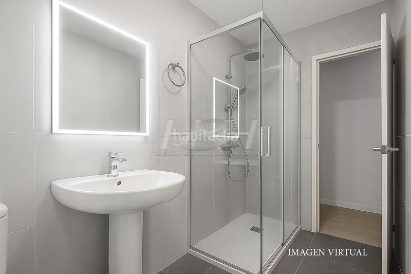 Foto 83a9a667-d7d1-4d76-a0ad-c56191e7ddf2. Etagenwohnung in El Castell Burjassot