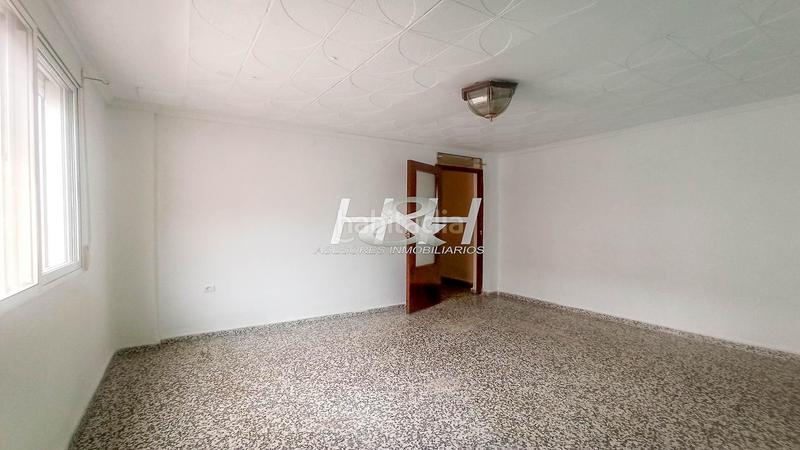 Foto 83e8b501-6d3d-4856-96e0-9137439b0b1e. Etagenwohnung in El Castell Burjassot