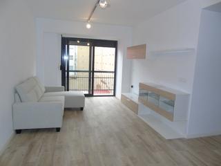 Lloguer Pis a El Castell. Piso reformado en zona el castell.  hh asesores, inmobiliaria en