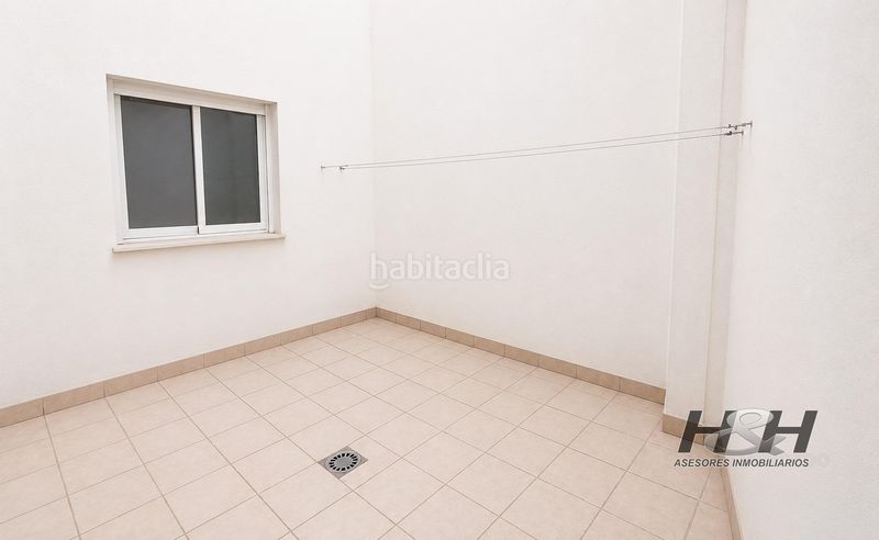 Foto 4d474169-e4e6-4d1b-a8ce-57688b61dcd5. Pis amb calefacció aparcament a Benaguasil