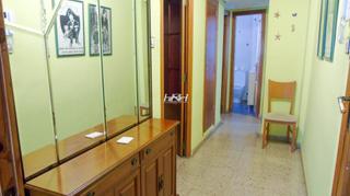 Location Appartement à Zona Campus Universitario. Se alquila piso en carretera de llíria.  hh asesores, inmobiliar