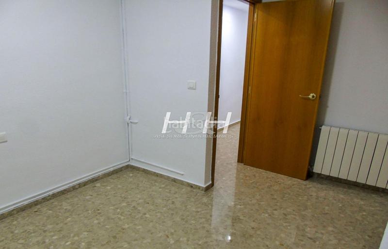 Foto 21604810-a1c3-46ec-88b8-0030863b1d6f. Rent flat with heating parking in L´Eixereta Burjassot