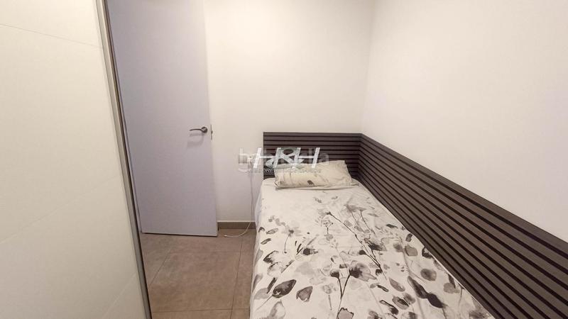 Foto ad8317cb-a922-4053-894f-95af17331147. Appartamento in Centro Ciudad Paterna