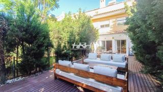Casa adossada a Godella