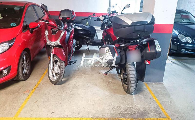 Foto 7b4eed1d-b026-4c4e-8fcb-c55961035be9. Appartement avec parking dans Els Orriols Valencia