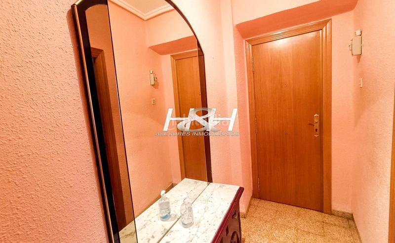 Foto 0f328673-d8b0-49e8-ab92-a0d474c26a36. Flat in Parc Central Paterna