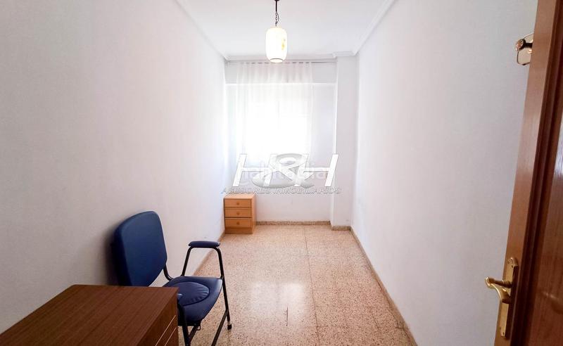 Foto a411ed2d-c762-4ca3-835d-ca7b261f52f1. Flat in Parc Central Paterna