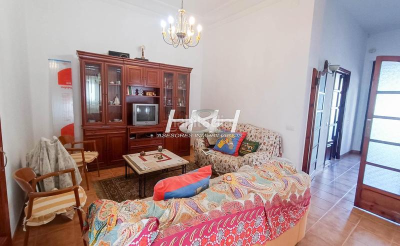 Foto 01bf048b-af80-4a07-92c8-0b6e4a6db251. Ground floor with heating in El Castell Burjassot