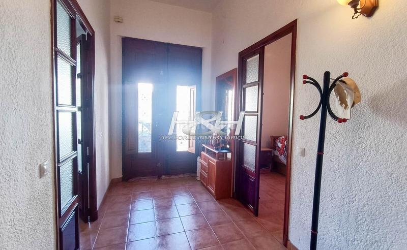 Foto 15b17625-d499-4a16-975b-852b546f7202. Ground floor with heating in El Castell Burjassot