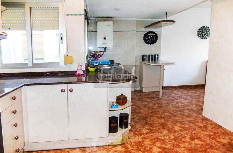 Foto 8ffe27b7-760f-419e-a6dd-7bd69e5d6800. Location attique dans El Castell Burjassot