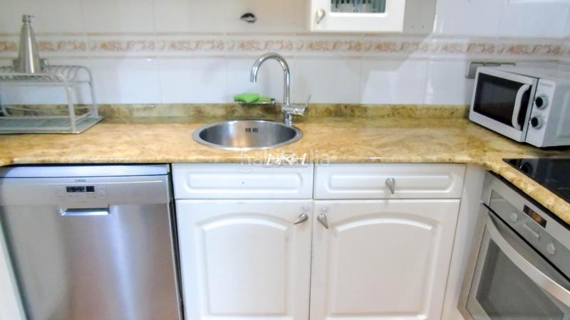 Foto 6a74639c-be3d-437c-9b4d-95efe167a99e. Rent chalet with parking in La Cañada Paterna