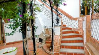 Chalet in La Cañada