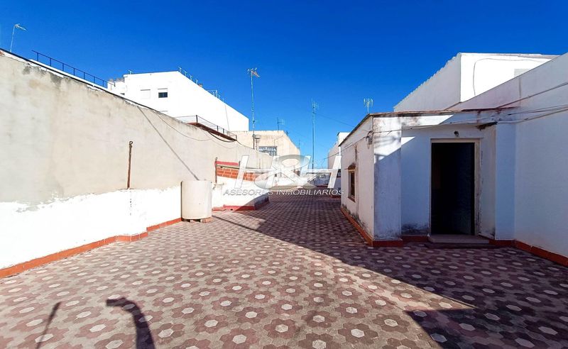 Foto 9a6765cd-8d6a-4f4e-be4c-28167bbc66b7. Àtic a Antiga Moreira Sagunt