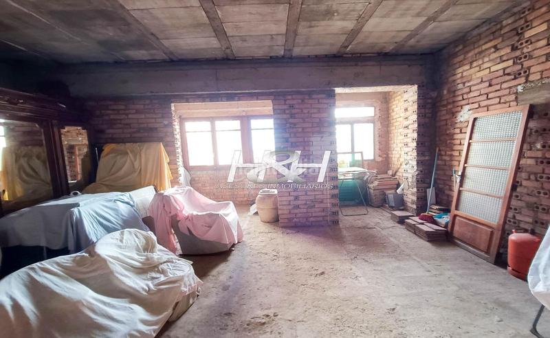 Foto d0c6701c-8fae-4dab-8fb5-5f4d90247612. Attico in Antiga Moreira Sagunt