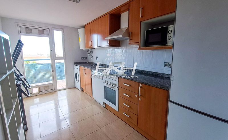 Foto 8512cc52-b37c-4e1d-8bb8-df97b3fc1bff. Pis amb aparcament a Sotolivar-Mas del Rosari Paterna