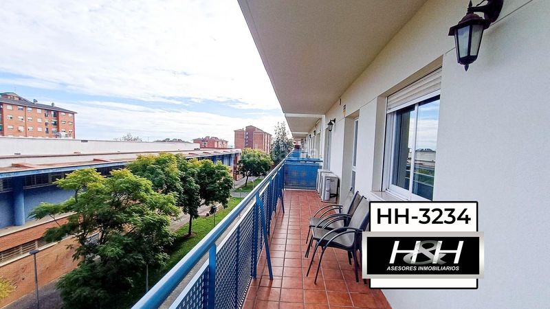 Foto 988dee9b-4525-4ff3-88e3-c7dda4100766. Pis amb aparcament a Sotolivar-Mas del Rosari Paterna