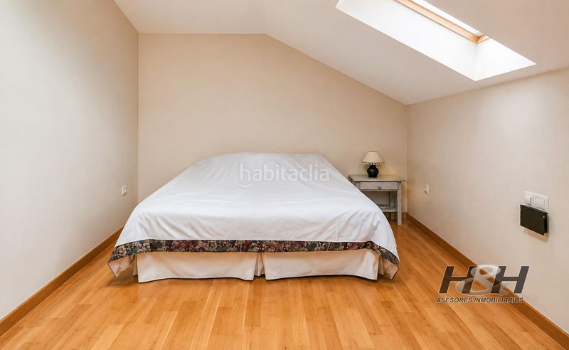 Foto 2255c810-aa4d-4c65-9488-0213d8e289e0. Casa amb calefacció aparcament a Zona Concordia Burjassot