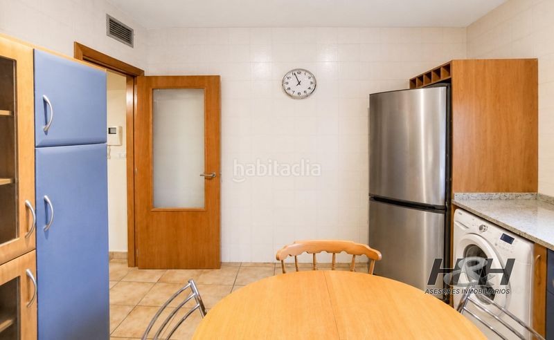 Foto 425a4dbe-2ee5-4e39-a71c-5a971e751eda. Casa amb calefacció aparcament a Zona Concordia Burjassot