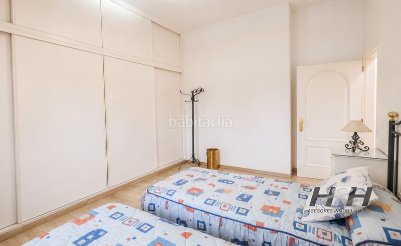 Foto 4c792231-84a5-4b6c-afea-ffdbfe47b476. Casa amb calefacció aparcament a Zona Concordia Burjassot