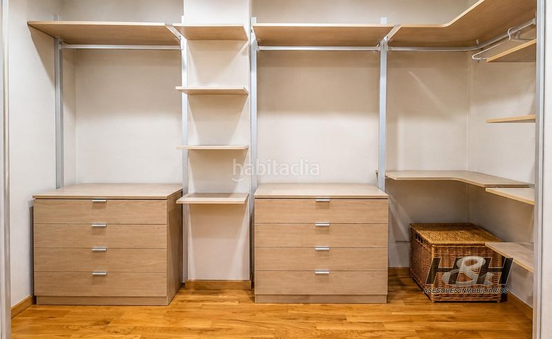 Foto d38cfc94-8cdf-4cad-ae0e-32ff0bad645d. Casa amb calefacció aparcament a Zona Concordia Burjassot
