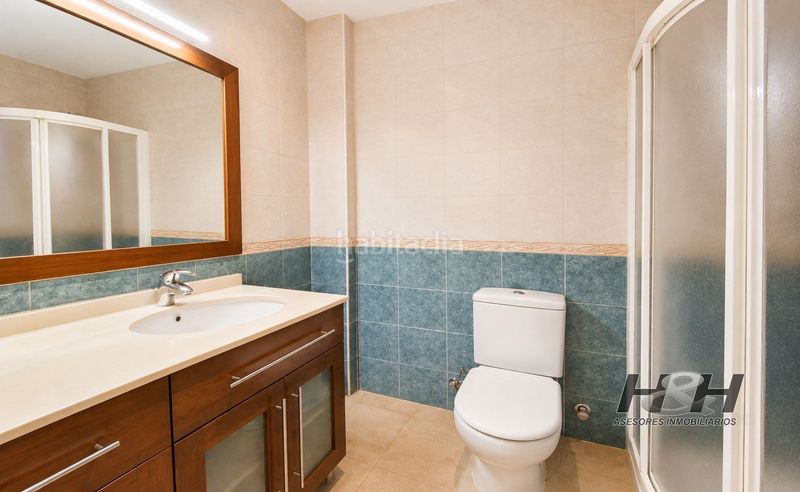 Foto f0c1efd2-f556-48d8-9fa5-c95cc9a48200. Casa amb calefacció aparcament a Zona Concordia Burjassot