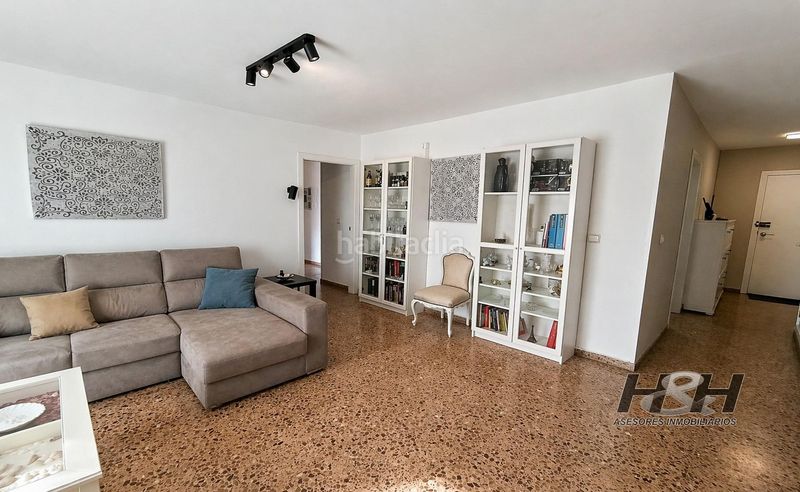 Foto bc8372f6-62e2-4f59-8da1-ddd98133323f. Pis a Catarroja