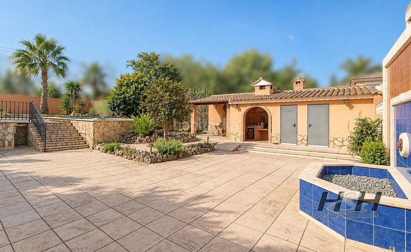 Foto ac12aab5-4465-4170-9495-f37bbd7a7a15. Xalet amb calefacció aparcament piscina a Riba - roja de Túria