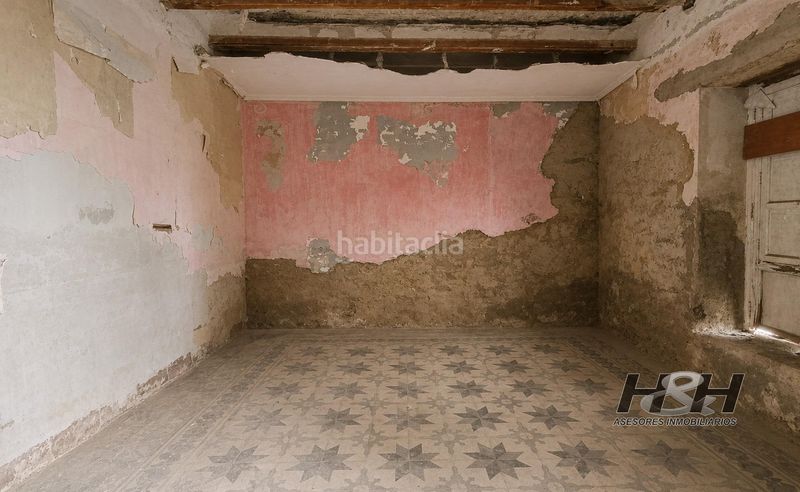 Foto 0d4085fc-c89e-4f18-a261-b5c74ce60105. Casa a El Castell Burjassot