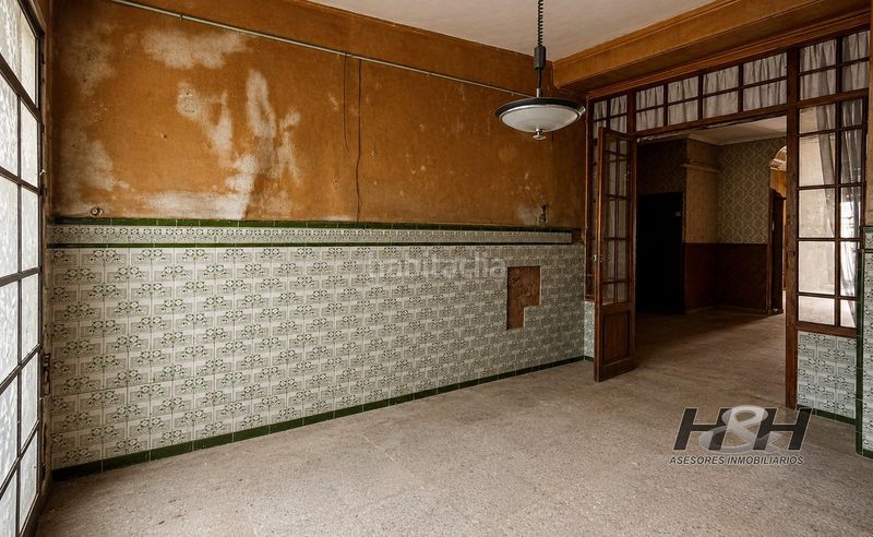 Foto 54bb8afe-a3db-4a12-b84a-d48efd2e64ea. Casa a El Castell Burjassot