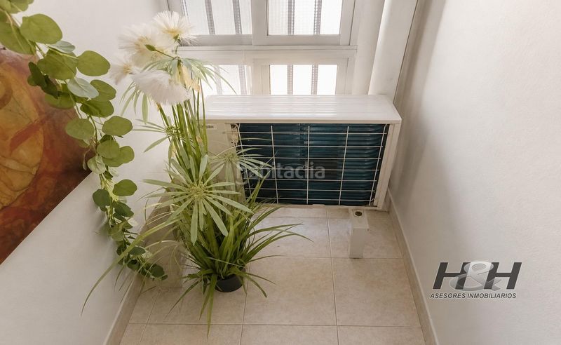Foto c2ca4618-e1d3-4047-ac91-447cb173bc91. Pis amb calefacció a Russafa Valencia