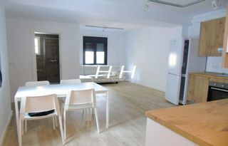 Location Appartement à El Castell. Reforma a estrenar en zona el castell.  hh asesores, inmobiliari