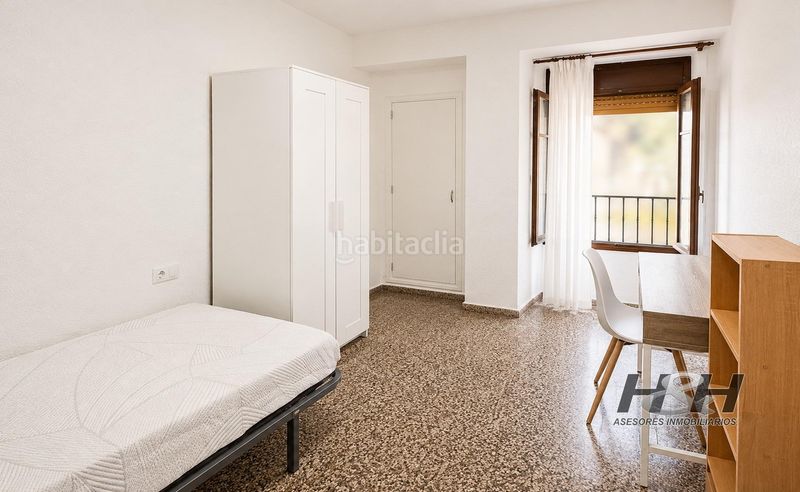 Foto 9075335d-8fc2-4fd5-bd4c-9eddbee12bed. Pis a Zona Concordia Burjassot