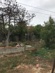 Terrain résidentiel à Sol y Luz. Terreno urbano con casa y pinada en san vicente del raspeig