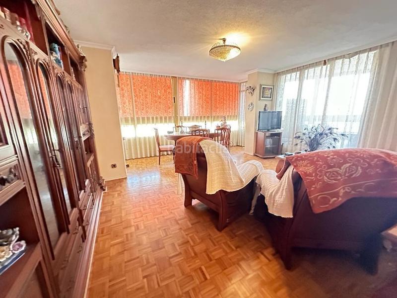 Foto 42eb5889-fe23-4d7c-b55c-a50186b96ed0. Pis amb aparcament piscina a Goteta Alicante