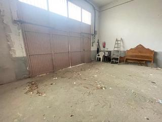 Pis a Novelda. Piso en novelda zona centro con buhardilla y garaje incluido