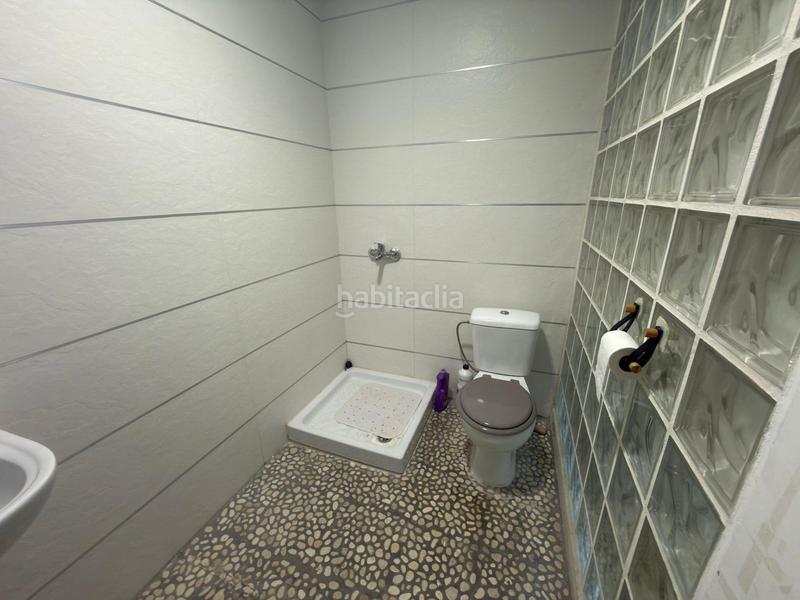 Foto 9e8c97b6-0800-48f1-91b4-8440dd5e61e1. Alquiler local comercial  93m2 con luz y agua junto pintor gisbert en Alicante