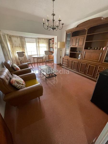 Foto fb0389e4-09b1-446a-b25f-06001504f525. Alquiler piso vivienda amueblada junto Mercado central en Alicante