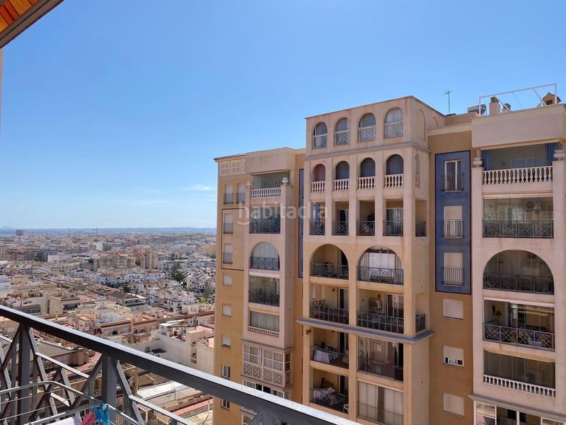 Foto 47bcd78b-6d3e-45ac-a621-8400038946d3. Etagenwohnung mit pool in Zona Playa de los Locos Torrevieja